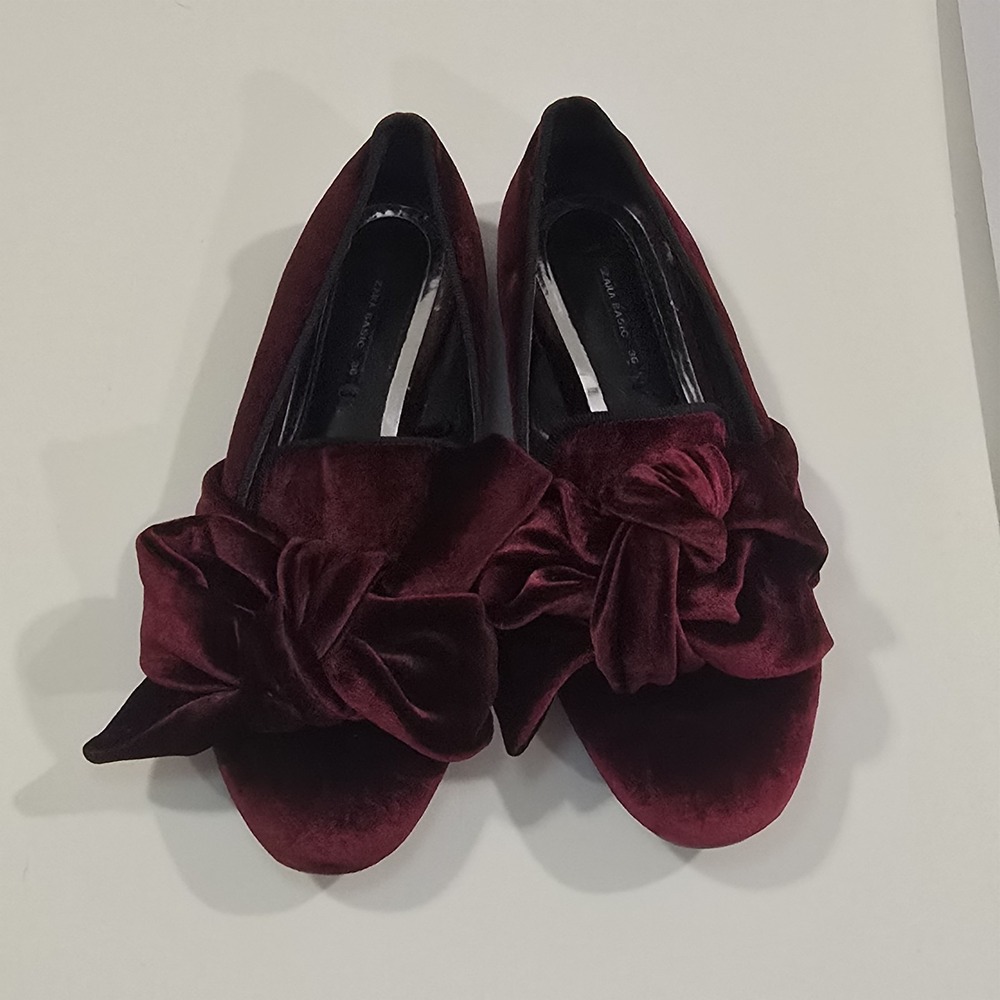 Zara Basic Burgundy Velvet Bow Flats Women EU 36 Ballet Shoes